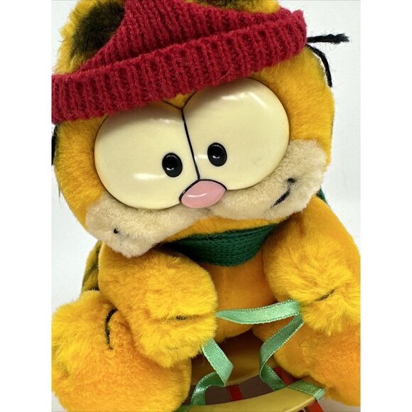 Dakin Garfield Takes The Mountain Vintage Stuffed Plush Sleigh Sled Winter Cat - Picture 14 of 14